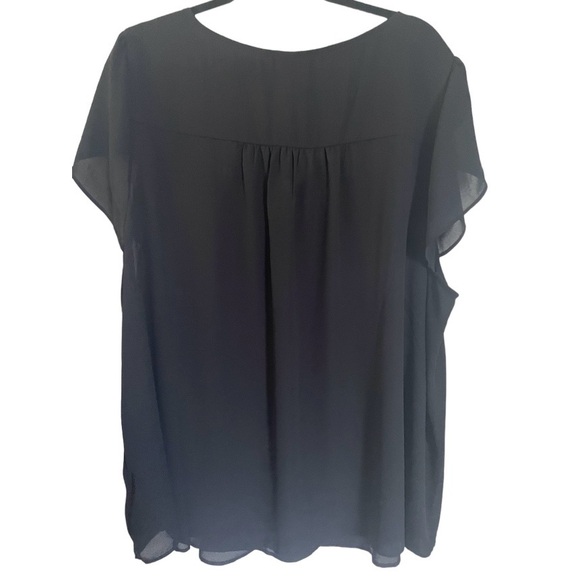 Torrid Georgette Embroidered V-Neck Tulip Short sleeve - Picture 6 of 12